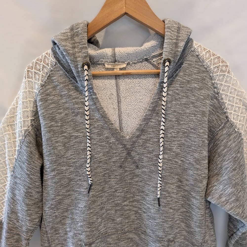 Mystree Lace Shoulder Distressed Hem Hoodie - Picture 2 of 7